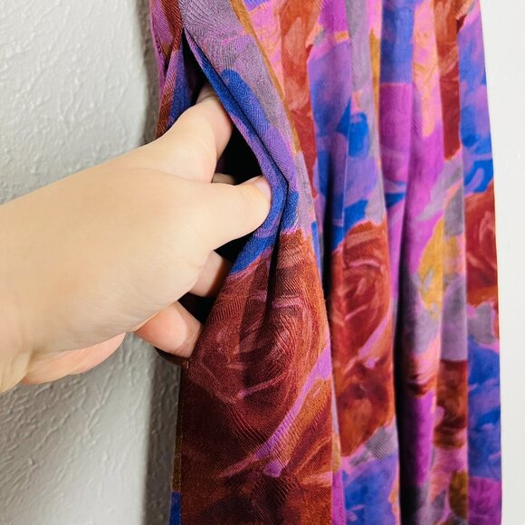 Emanuel Ungaro Luxury Purple w/ Floral Pleated Midi Skirt - Picture 4 of 9